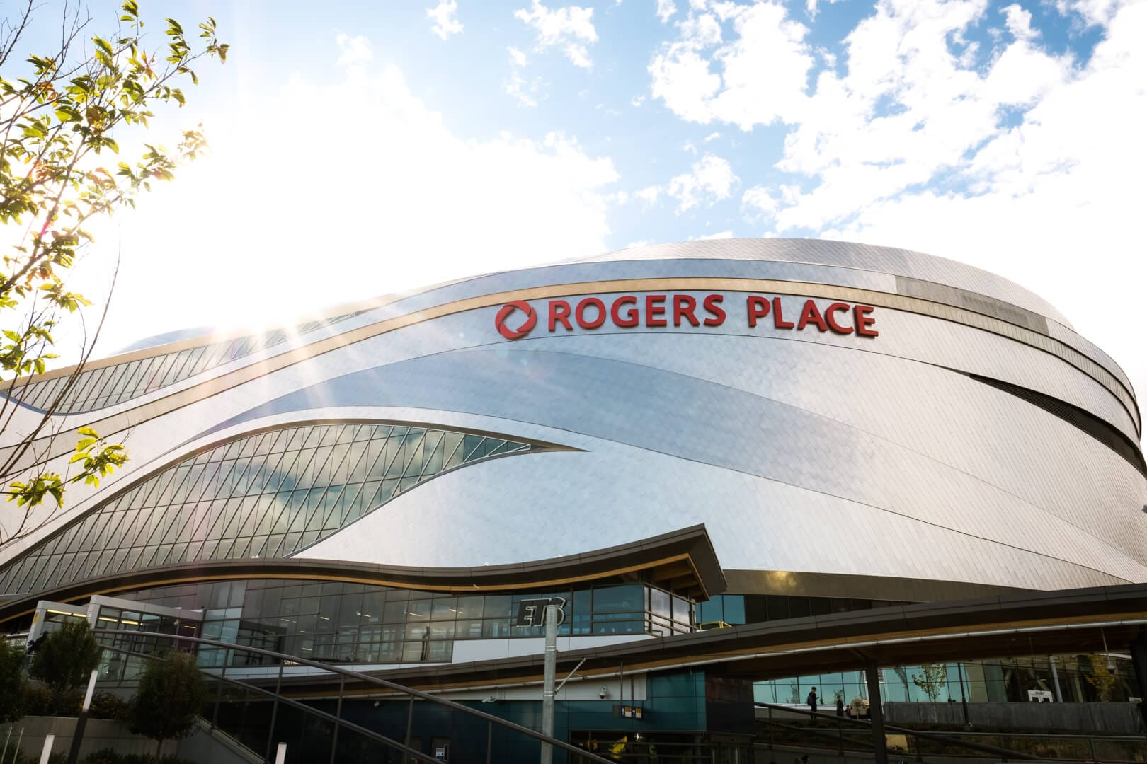 rogers place capacity