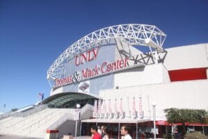 thomas mack center capacity